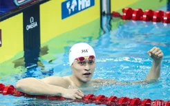 孙杨自由泳夺冠 以3分44秒07力压拉普赛斯